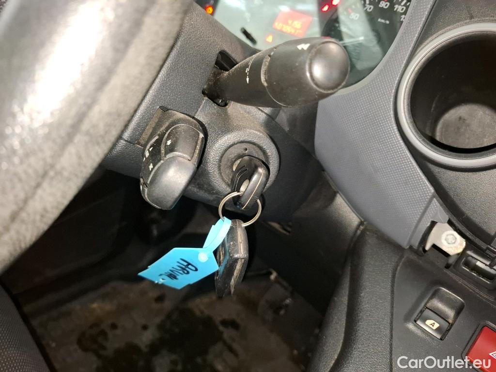  Citroen  Berlingo  Fourgon Club L1 (Court) 1.6 BlueHDi 75CV BVM5 E6 #23