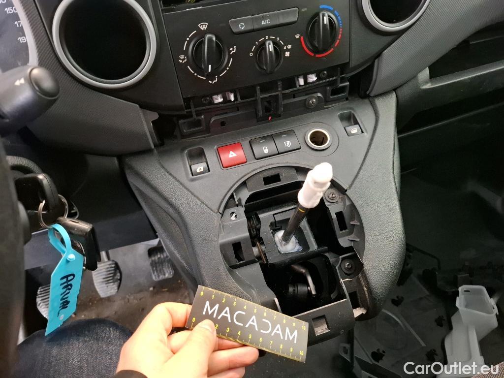  Citroen  Berlingo  Fourgon Club L1 (Court) 1.6 BlueHDi 75CV BVM5 E6 #40