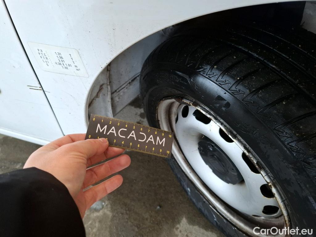  Citroen  Berlingo  Fourgon Club L1 (Court) 1.6 BlueHDi 75CV BVM5 E6 #30