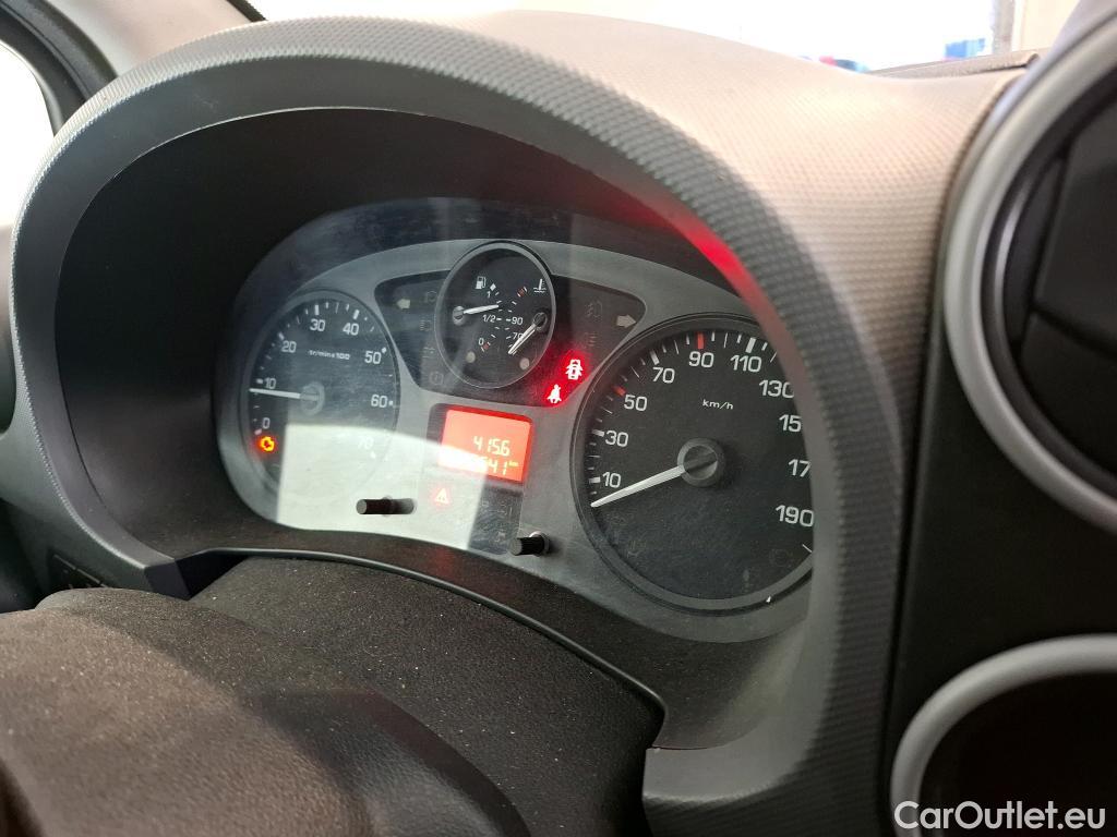  Citroen  Berlingo  Fourgon Club L1 (Court) 1.6 BlueHDi 75CV BVM5 E6 #74