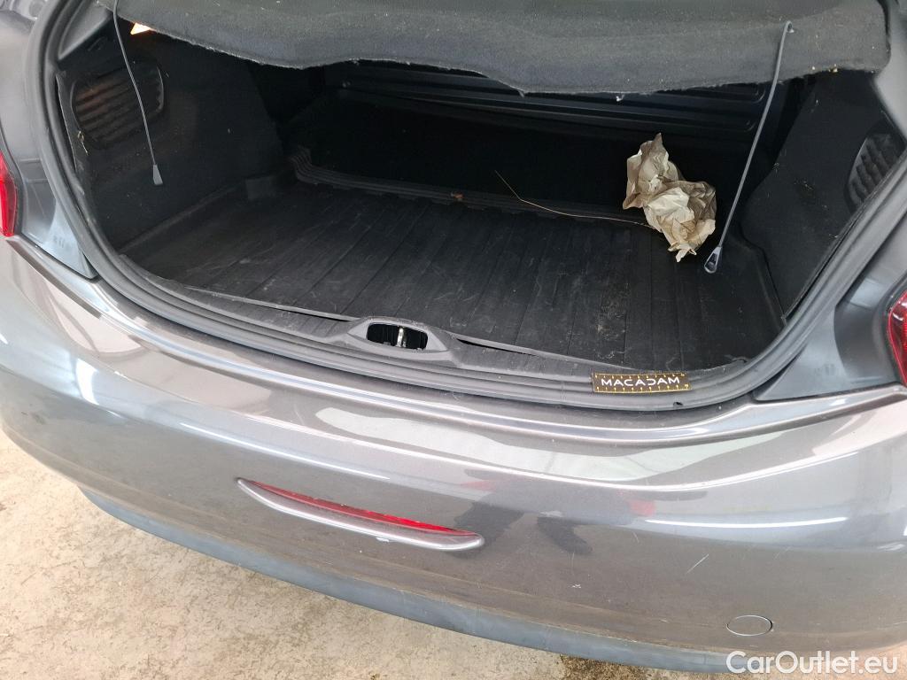  Peugeot  208  Affaire Premium Pack 1.5 HDi 100CV BVM5 E6dT #31