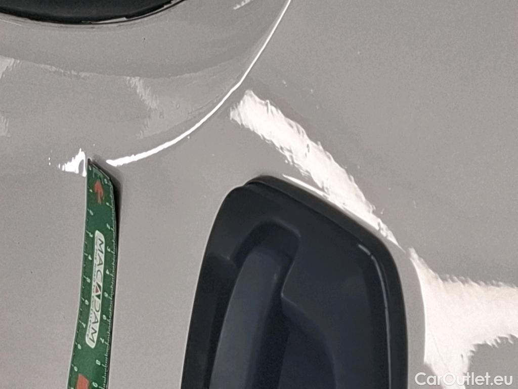  Fiat  Ducato FIAT  2014 4P Fourgon tôlé 3.0 M H2 2.3 Multijet 120 Pack Pro Nav #33