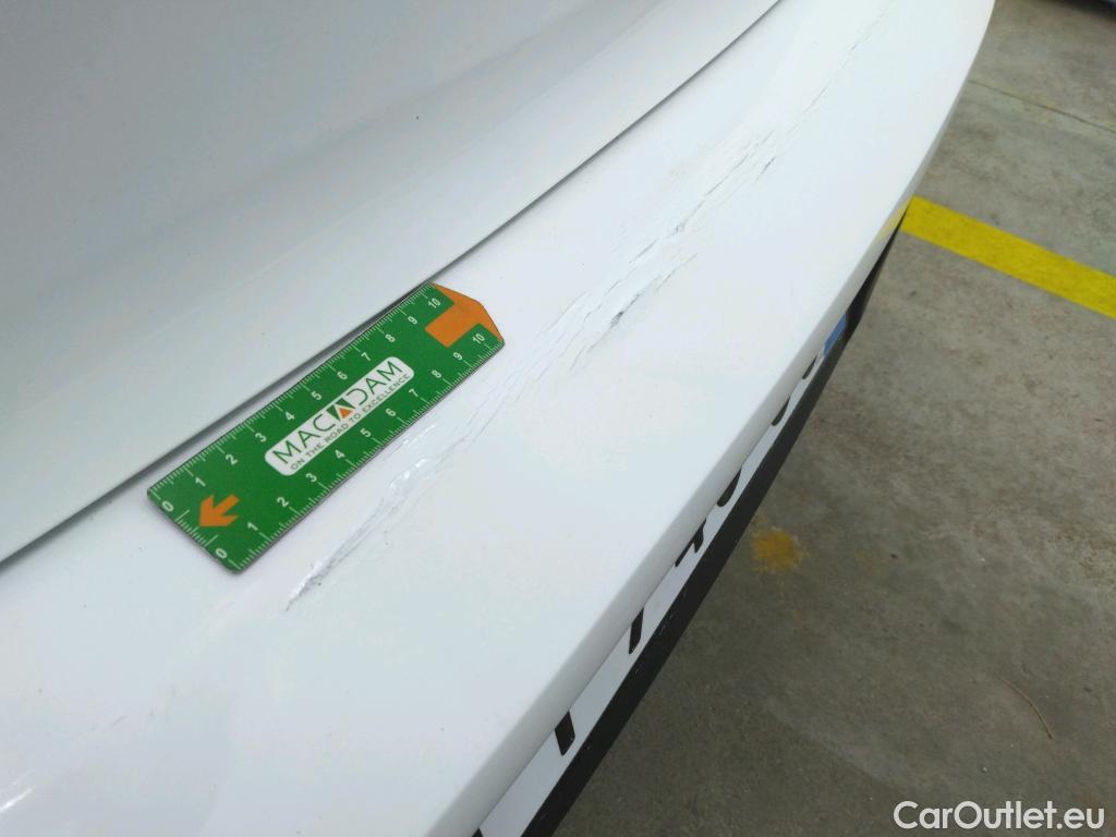  Peugeot  208  Premium 1.5 HDi 100CV BVM6 E6d #2