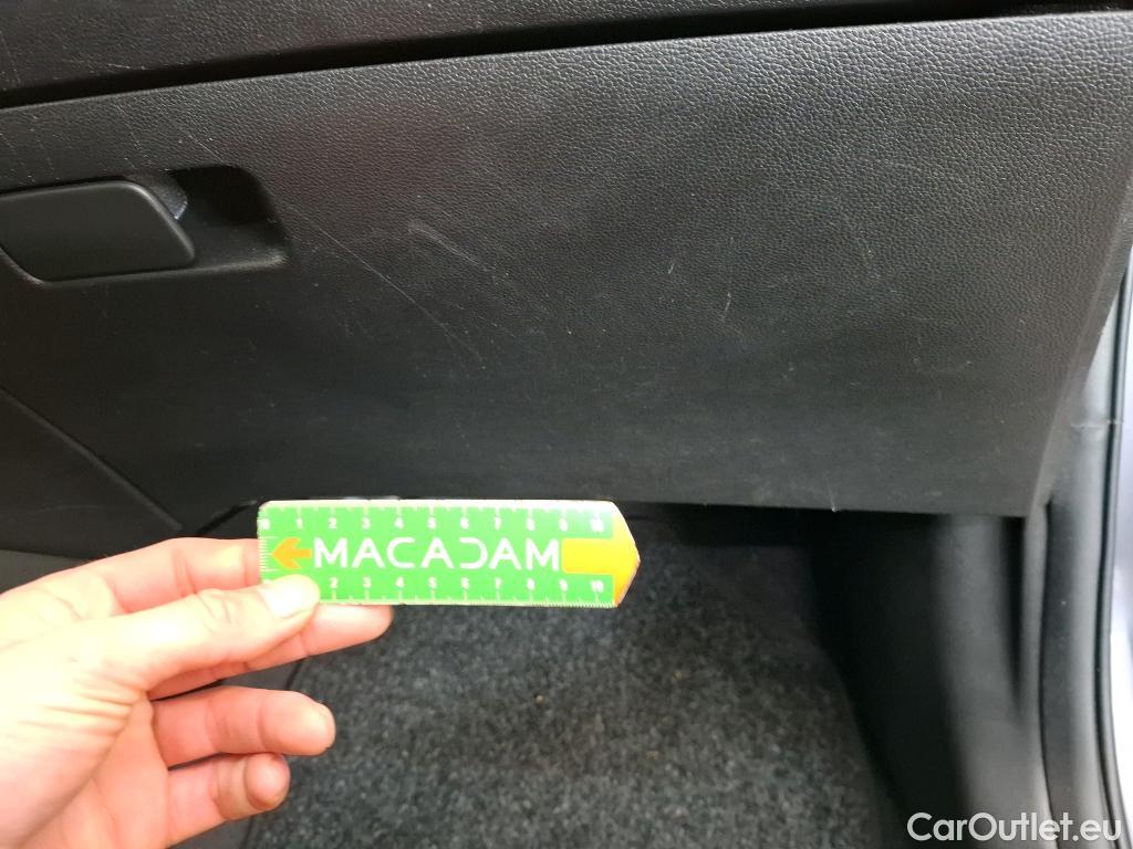  Hyundai  i20  Intuitive 1.2 85CV BVM5 E6dT / TRANSFO VP VF #8