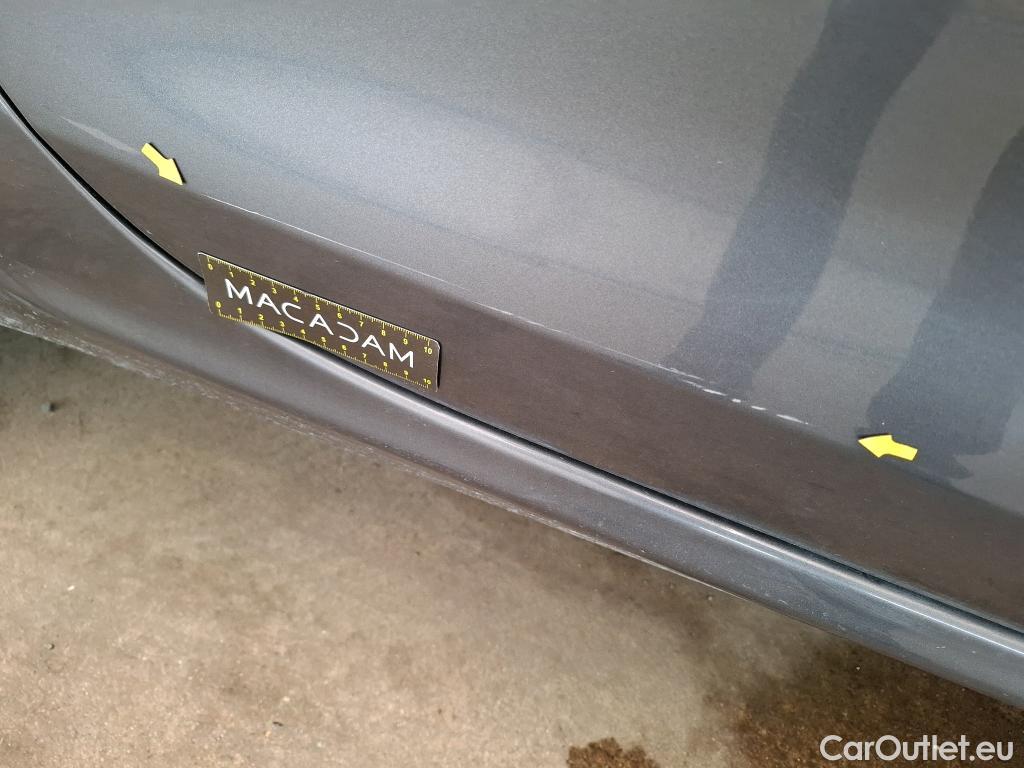  Peugeot  208  Affaire Premium Pack 1.5 HDi 100CV BVM5 E6dT #24