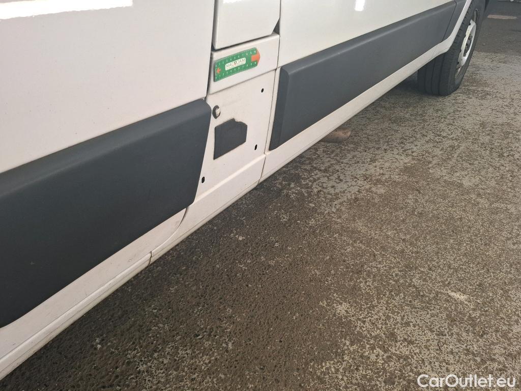  Fiat  Ducato FIAT  2014 4P Fourgon tôlé 3.0 M H2 2.3 Multijet 120 Pack Pro Nav #66