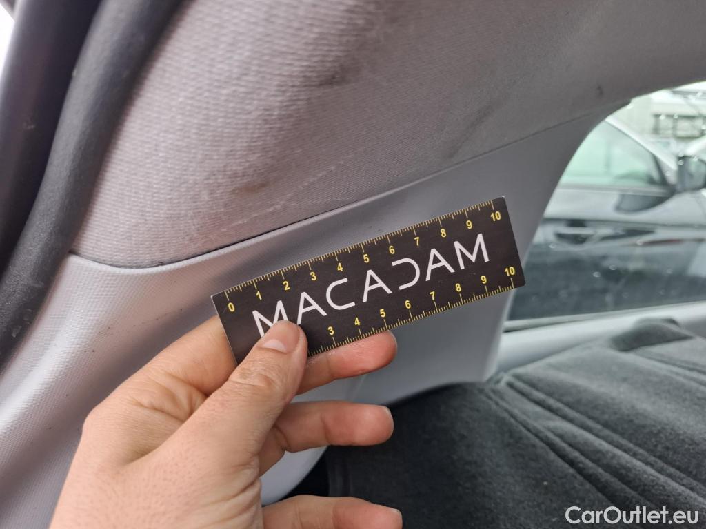  Peugeot  208  Affaire Premium Pack 1.5 HDi 100CV BVM5 E6dT #45