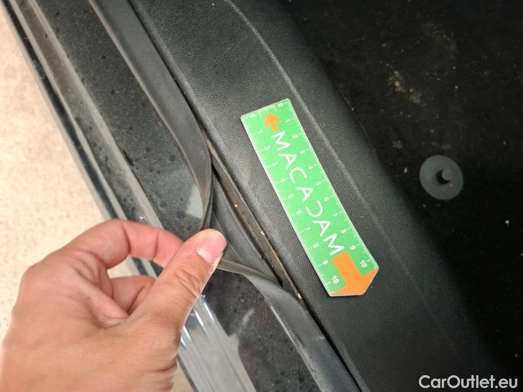  Peugeot  208  Affaire Premium Pack 1.2 80CV BVM5 E6dT #24