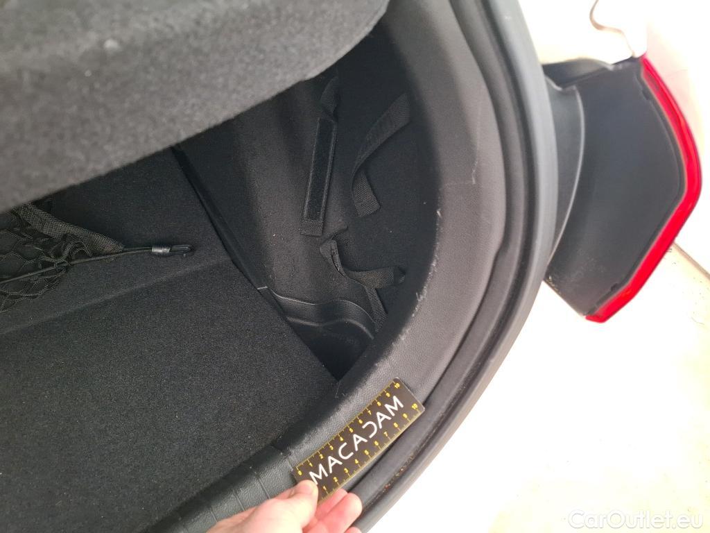  Hyundai  i20 HYUNDAI  5p Berline 1.2 84 INTUITIVE / TRANSFO VP VF #6