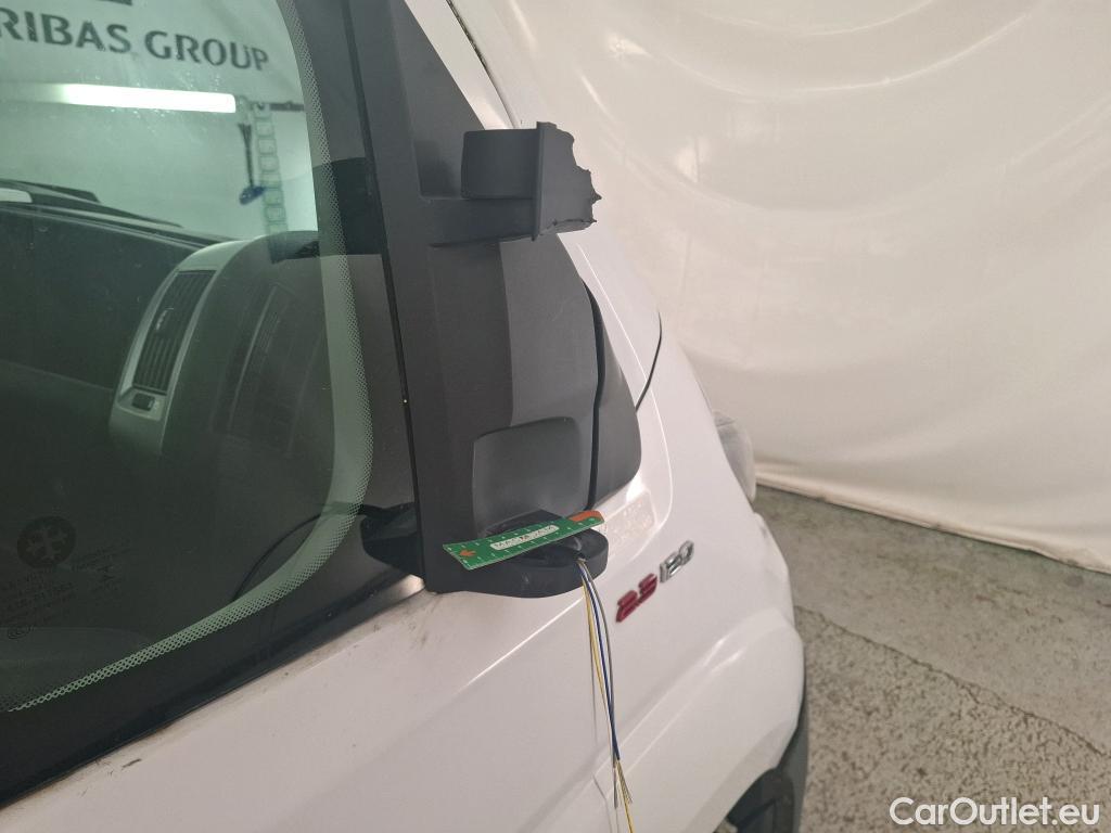  Fiat  Ducato FIAT  2014 4P Fourgon tôlé 3.0 M H2 2.3 Multijet 120 Pack Pro Nav #64