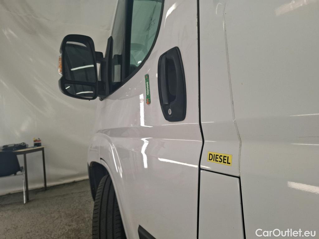  Fiat  Ducato FIAT  2014 4P Fourgon tôlé 3.0 M H2 2.3 Multijet 120 Pack Pro Nav #26