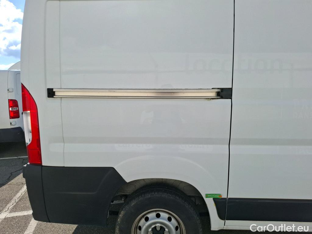 Fiat  Ducato FIAT  / 2014 / 4P / Fourgon tôlé 3.0 C H1 2.3 Multijet 120 Pack Pro Nav #59