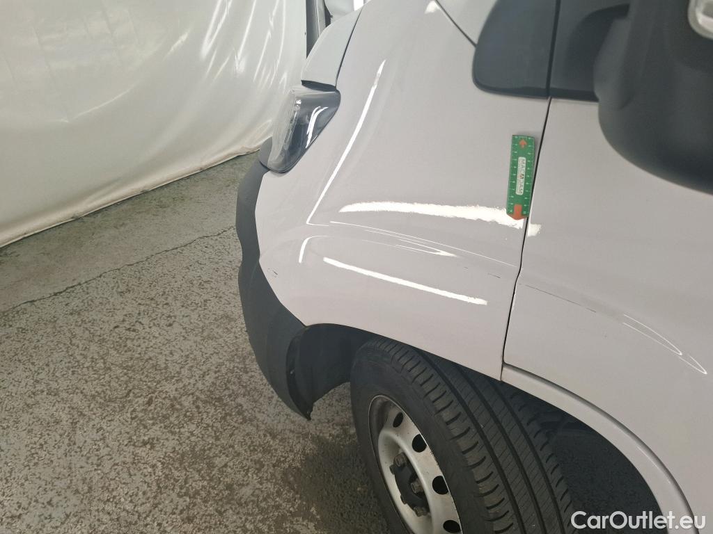  Fiat  Ducato FIAT  2014 4P Fourgon tôlé 3.0 M H2 2.3 Multijet 120 Pack Pro Nav #42