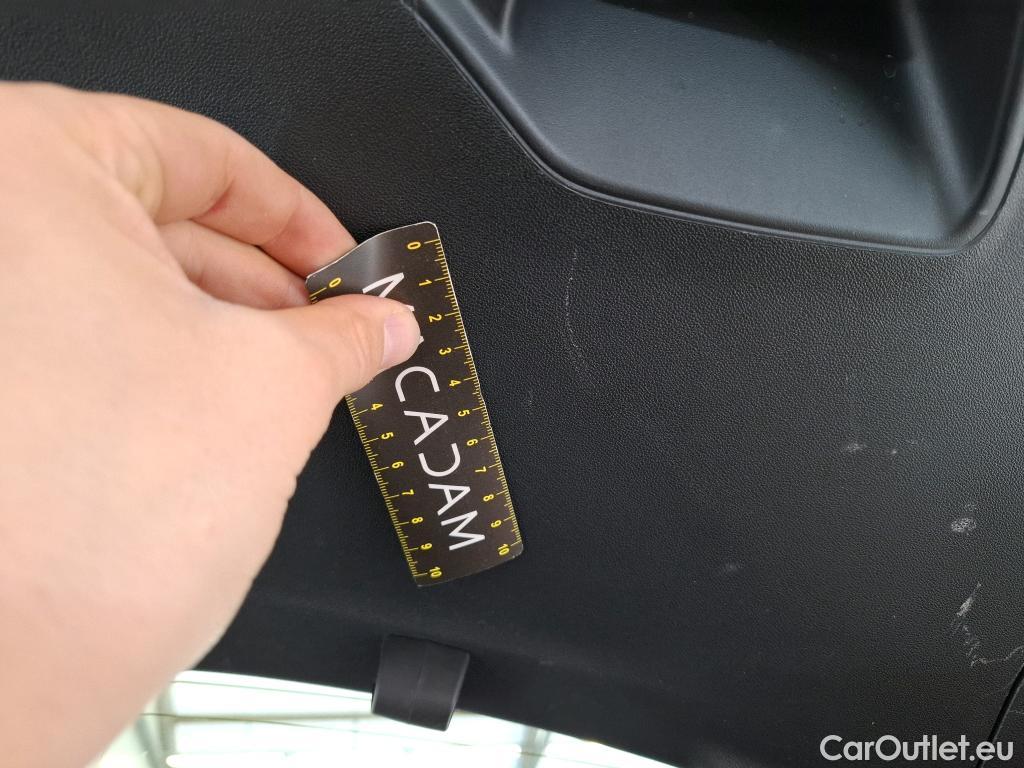  Peugeot  208  Affaire Premium Pack 1.5 HDi 100CV BVM5 E6dT #37