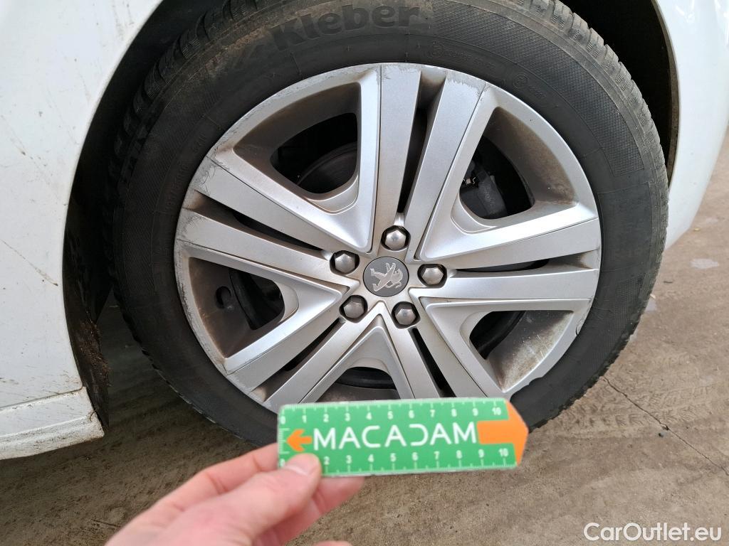  Peugeot  208  Allure Business 1.2 PureTech 110CV BVA6 E6dT / TRANSFO VP VF #27