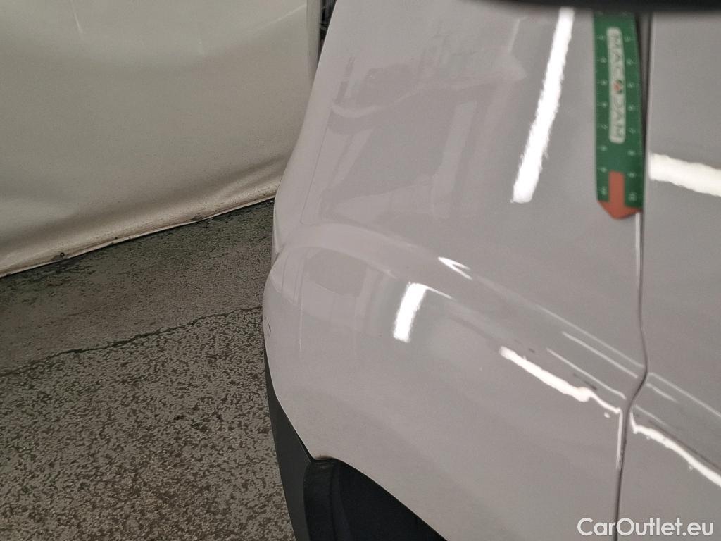  Fiat  Ducato FIAT  2014 4P Fourgon tôlé 3.0 M H2 2.3 Multijet 120 Pack Pro Nav #47