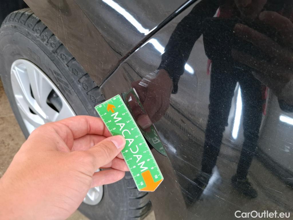  Peugeot  208  Affaire Premium Pack 1.2 80CV BVM5 E6dT #17