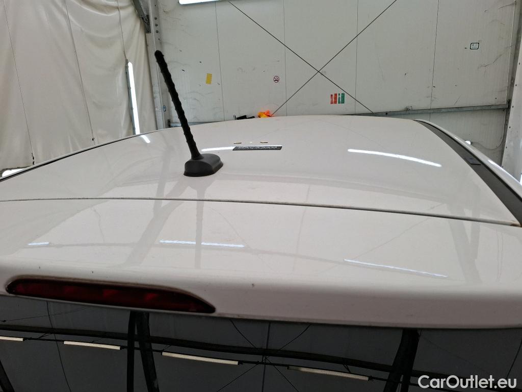  Hyundai  i20 HYUNDAI  5p Berline 1.2 84 INTUITIVE / TRANSFO VP VF #16