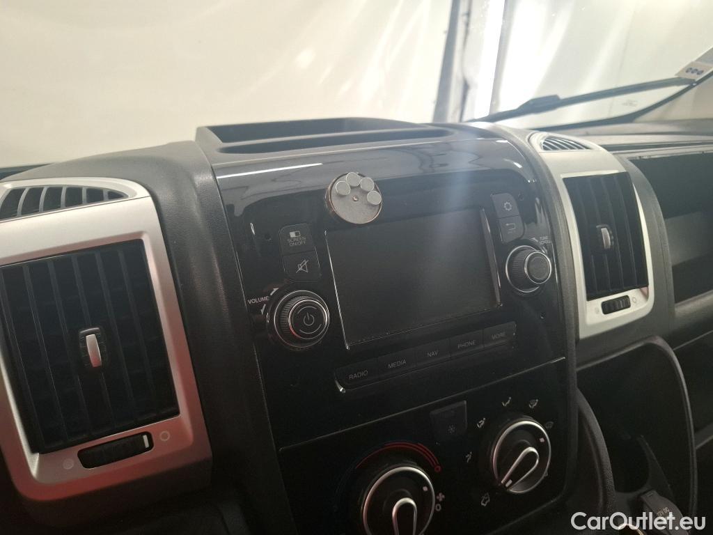  Fiat  Ducato FIAT  2014 4P Fourgon tôlé 3.0 M H2 2.3 Multijet 120 Pack Pro Nav #77