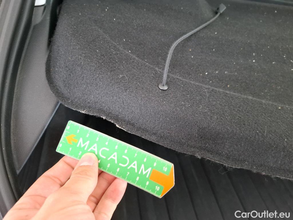  Peugeot  208  Affaire Premium Pack 1.2 80CV BVM5 E6dT #26