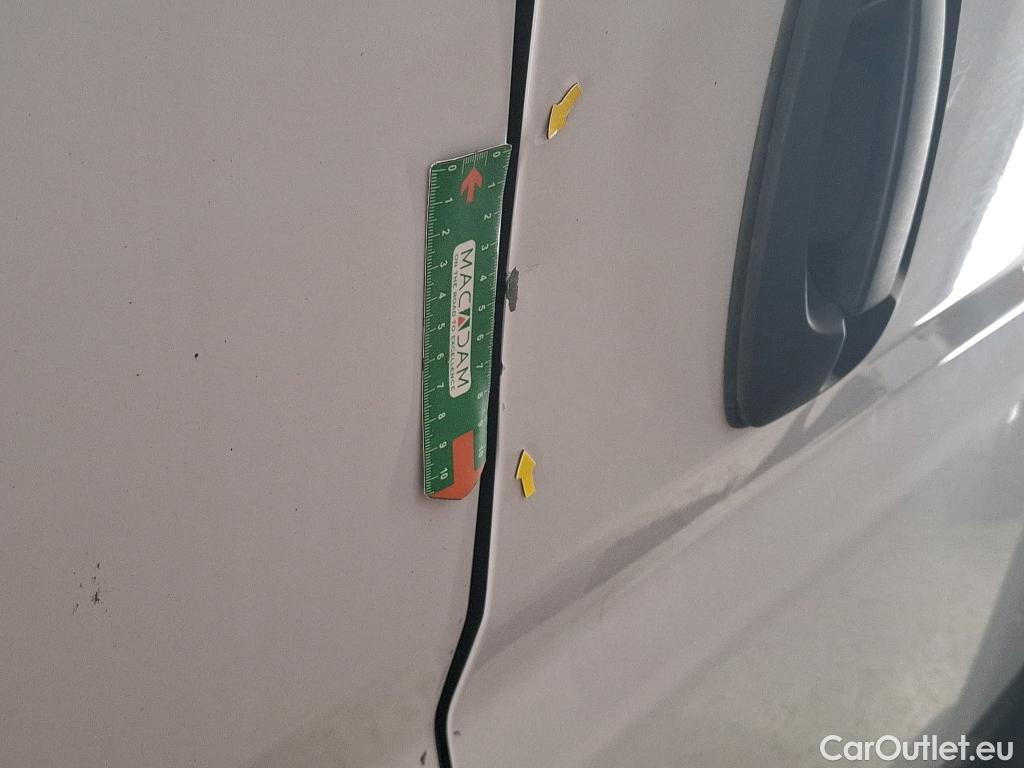  Fiat  Ducato FIAT  2014 4P Fourgon tôlé 3.0 M H2 2.3 Multijet 120 Pack Pro Nav #7