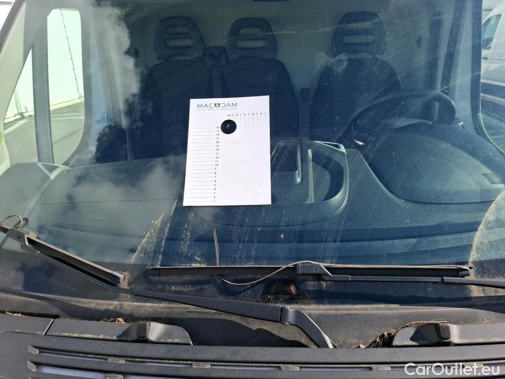  Fiat  Ducato FIAT  / 2014 / 4P / Fourgon tôlé 3.0 C H1 2.3 Multijet 120 Pack Pro Nav #44