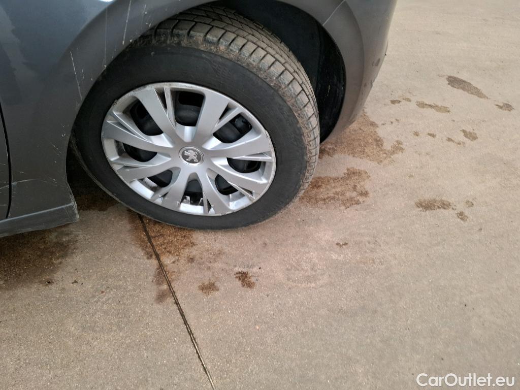  Peugeot  208  Affaire Premium Pack 1.5 HDi 100CV BVM5 E6dT #52