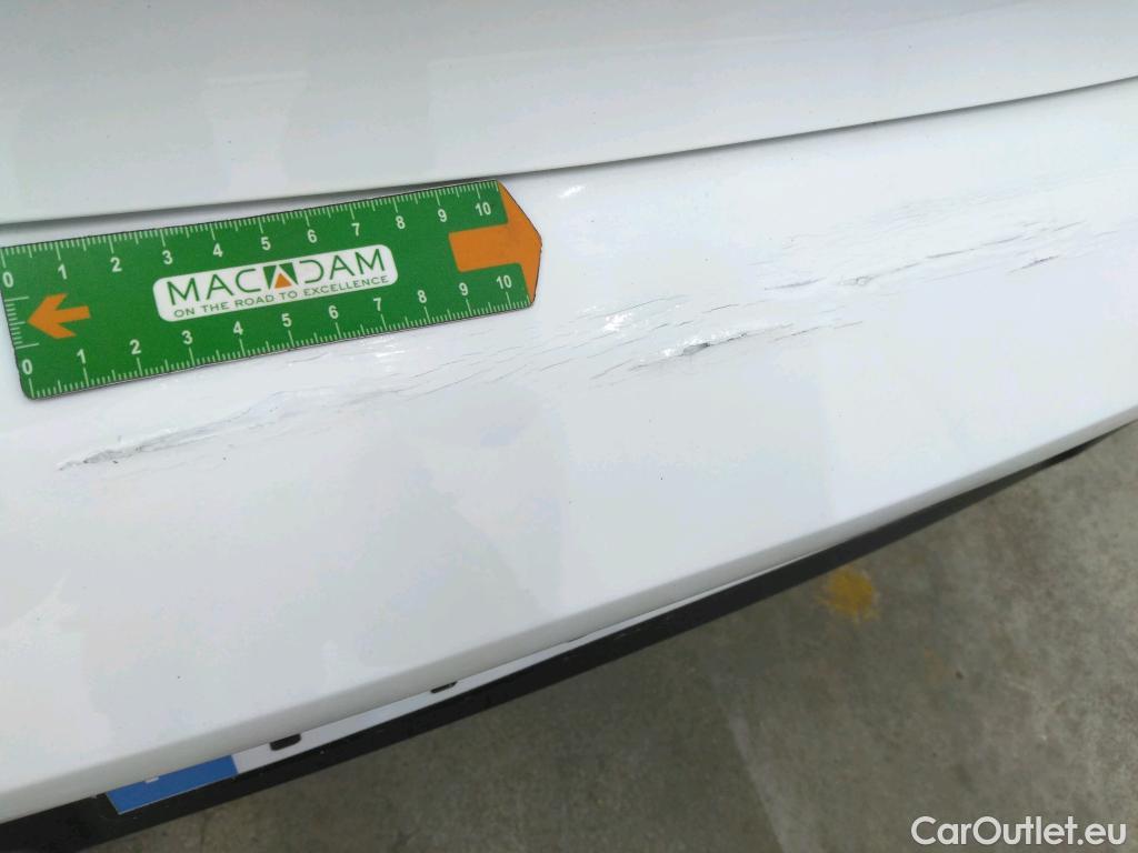  Peugeot  208  Premium 1.5 HDi 100CV BVM6 E6d #4