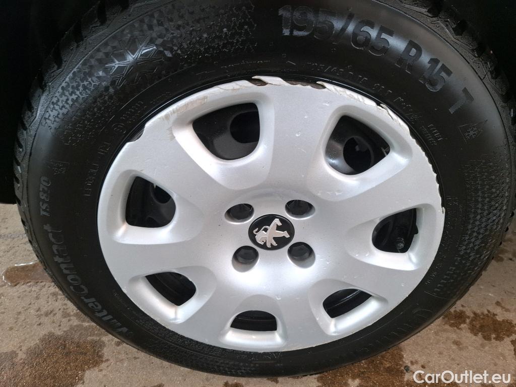  Peugeot  Partner  L1 Premium Pack 1.6 HDi 75CV BVM5 E6 #24