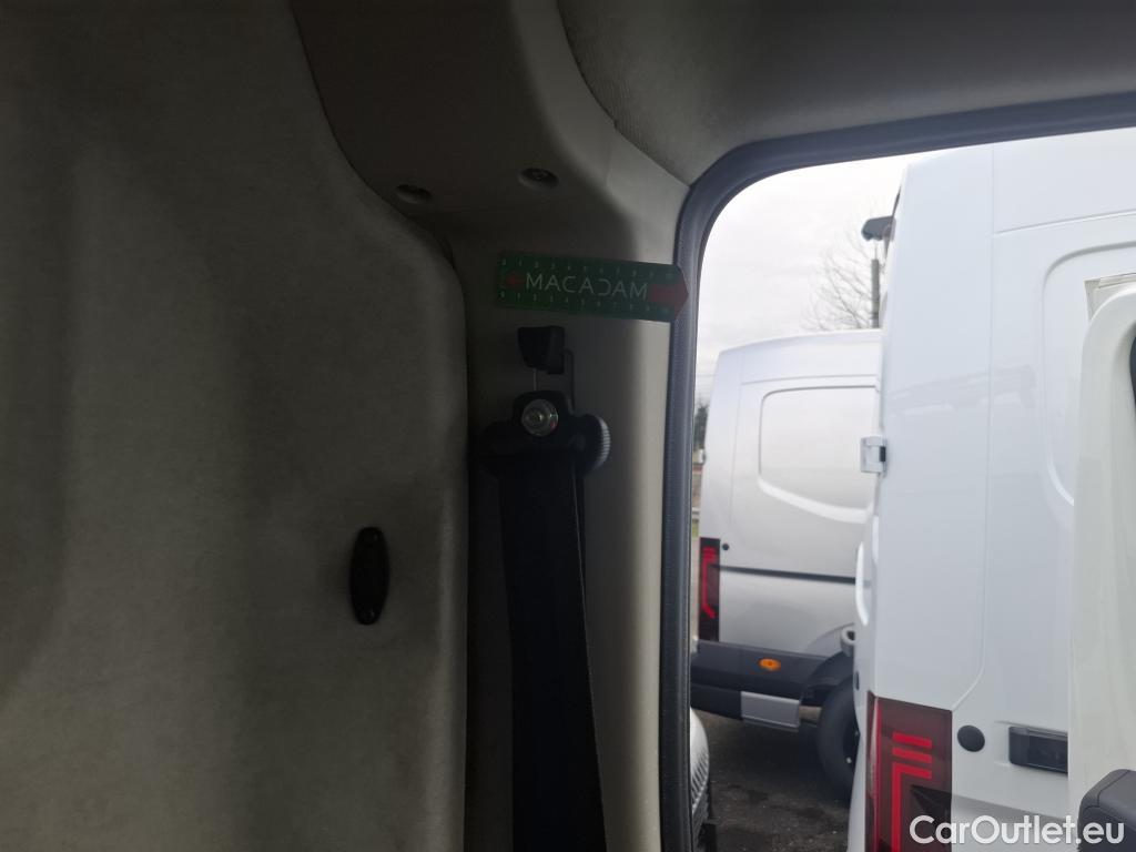  Peugeot  Boxer PEUGEOT  VU 4p Fourgon BLUEHDI 110 PREMIUM 330 L2H2 #58