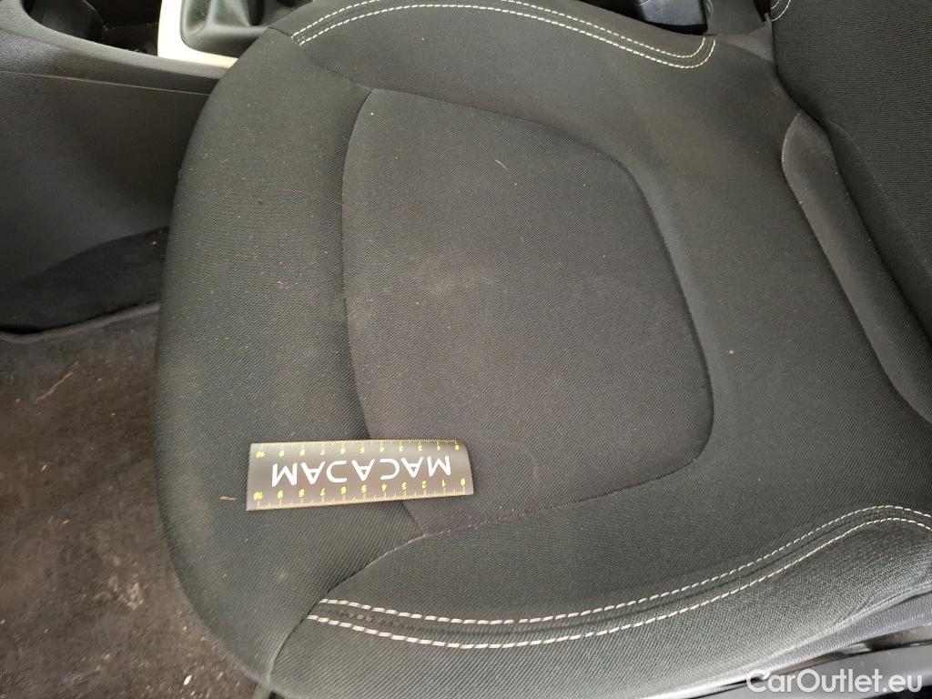  Renault  Captur RENAULT  5p Crossover Business dCi 90 / TRANSFO VP VF #30