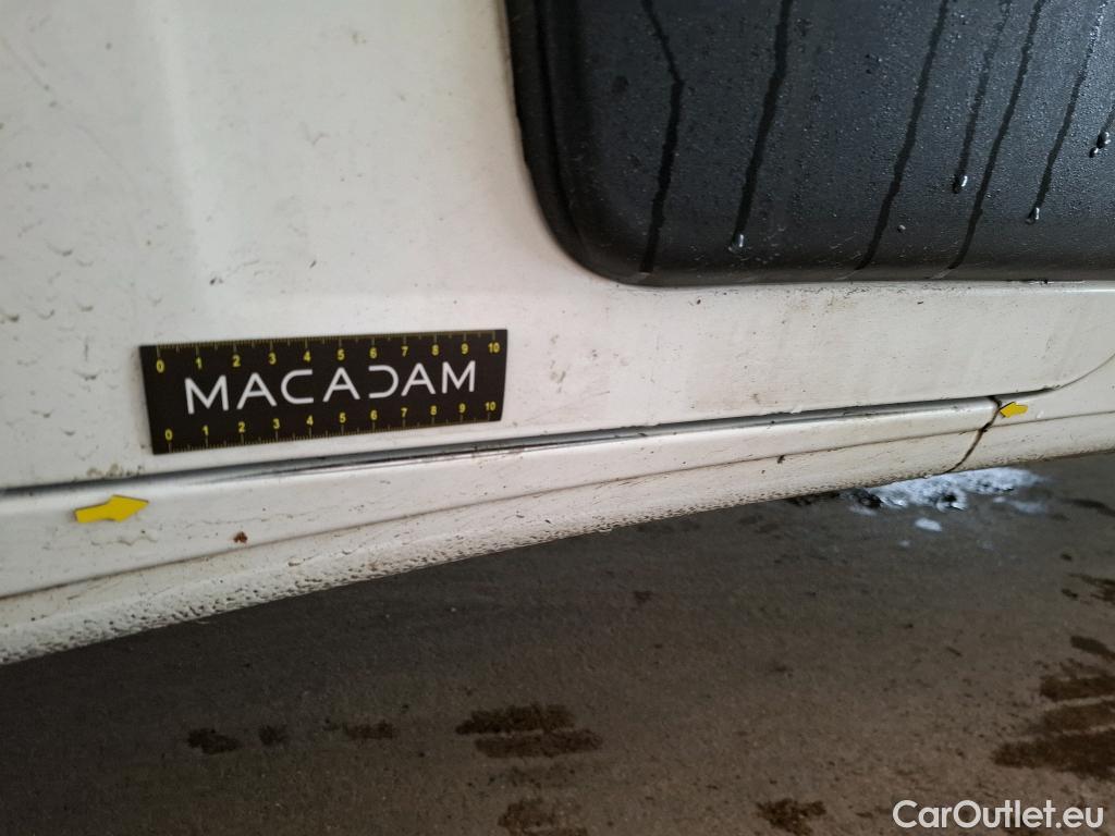  Peugeot  Boxer PEUGEOT  VU 4p Fourgon 2.0 BLUEHDI 110 PREMIUM PACK 335 L3H3 #24