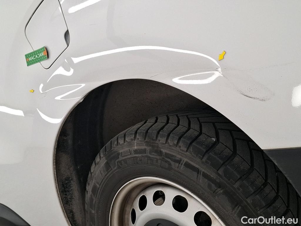  Peugeot  Expert PEUGEOT  / 2016 / 4P / Fourgon tôlé Taille XL 2.0 BHDI 145 PACK ASPH C #3