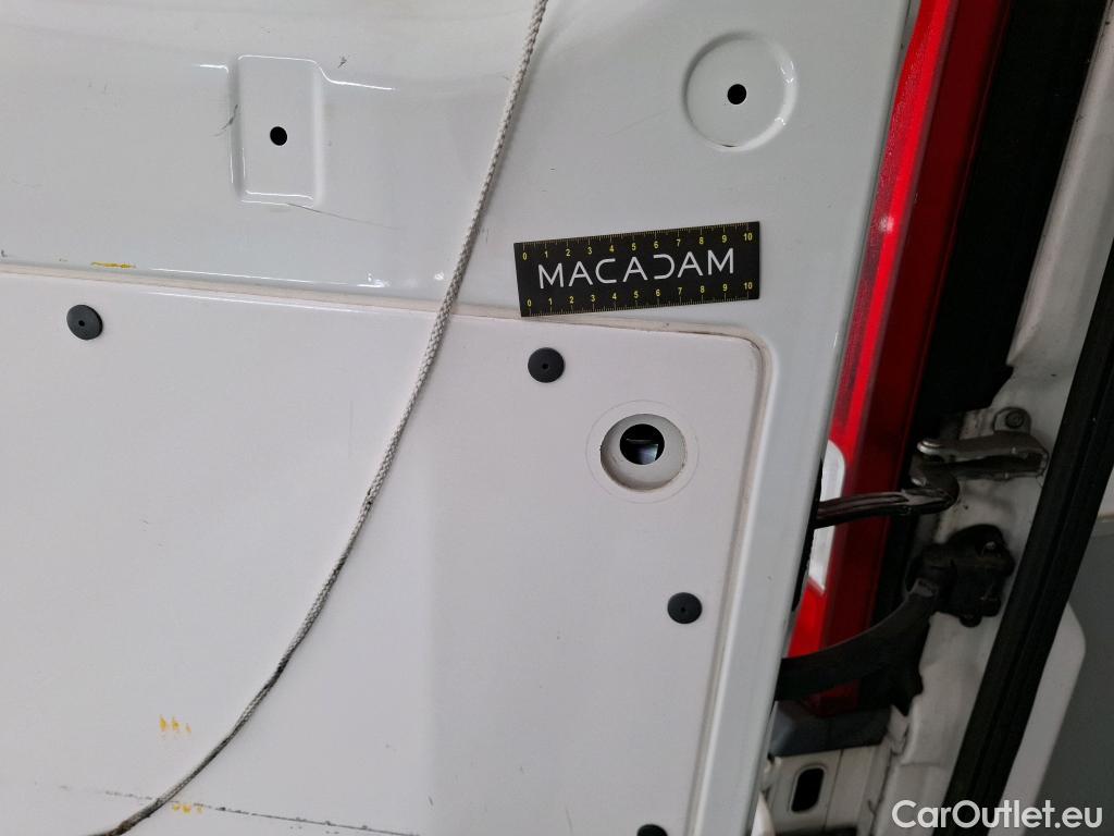  Peugeot  Boxer PEUGEOT  VU 4p Fourgon 2.0 BLUEHDI 110 PREMIUM PACK 335 L3H3 #31