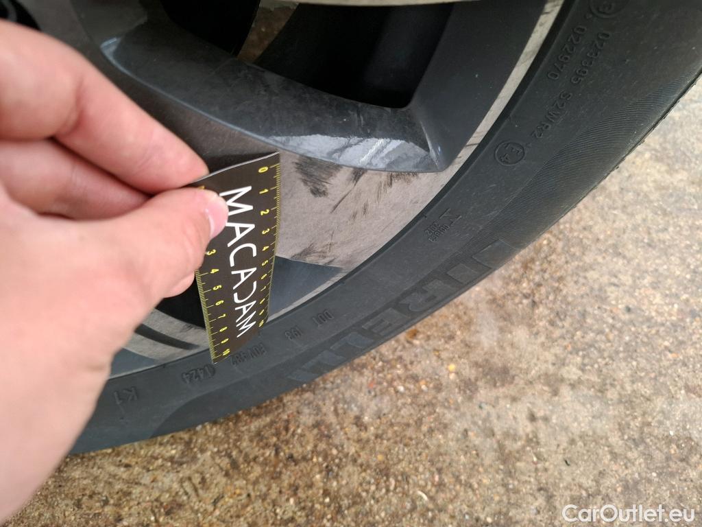  Renault  Captur RENAULT  5p Crossover Business dCi 90 / TRANSFO VP VF #19