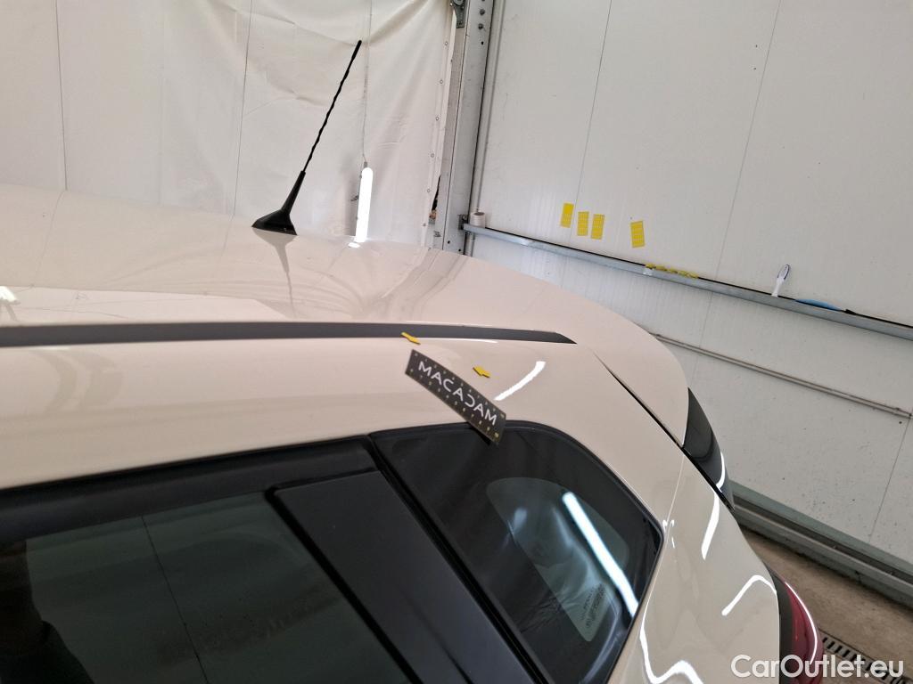  Renault  Captur RENAULT  5p Crossover Business dCi 90 / TRANSFO VP VF #11