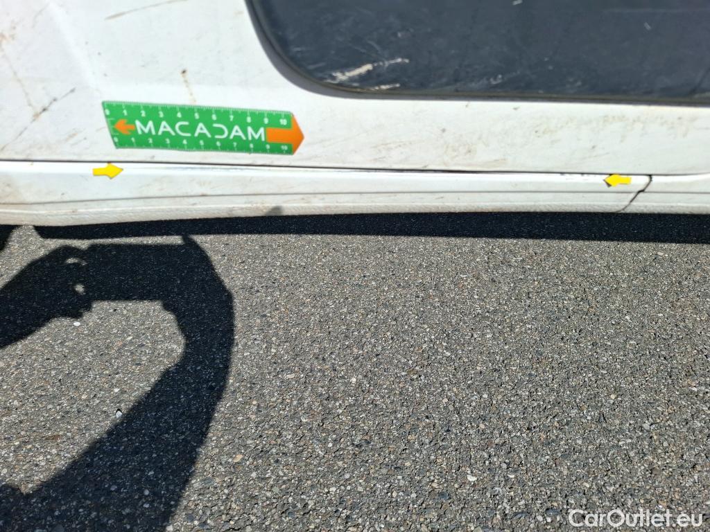  Peugeot  Boxer PEUGEOT  VU 4p Fourgon BLUEHDI 110 PREMIUM 330 L2H2 #34