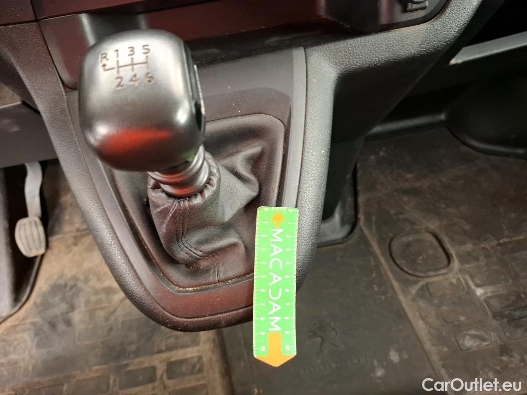  Peugeot  Expert PEUGEOT  / 2016 / 4P / Fourgon tôlé Taille XL 2.0 BHDI 145 PACK ASPH C #61