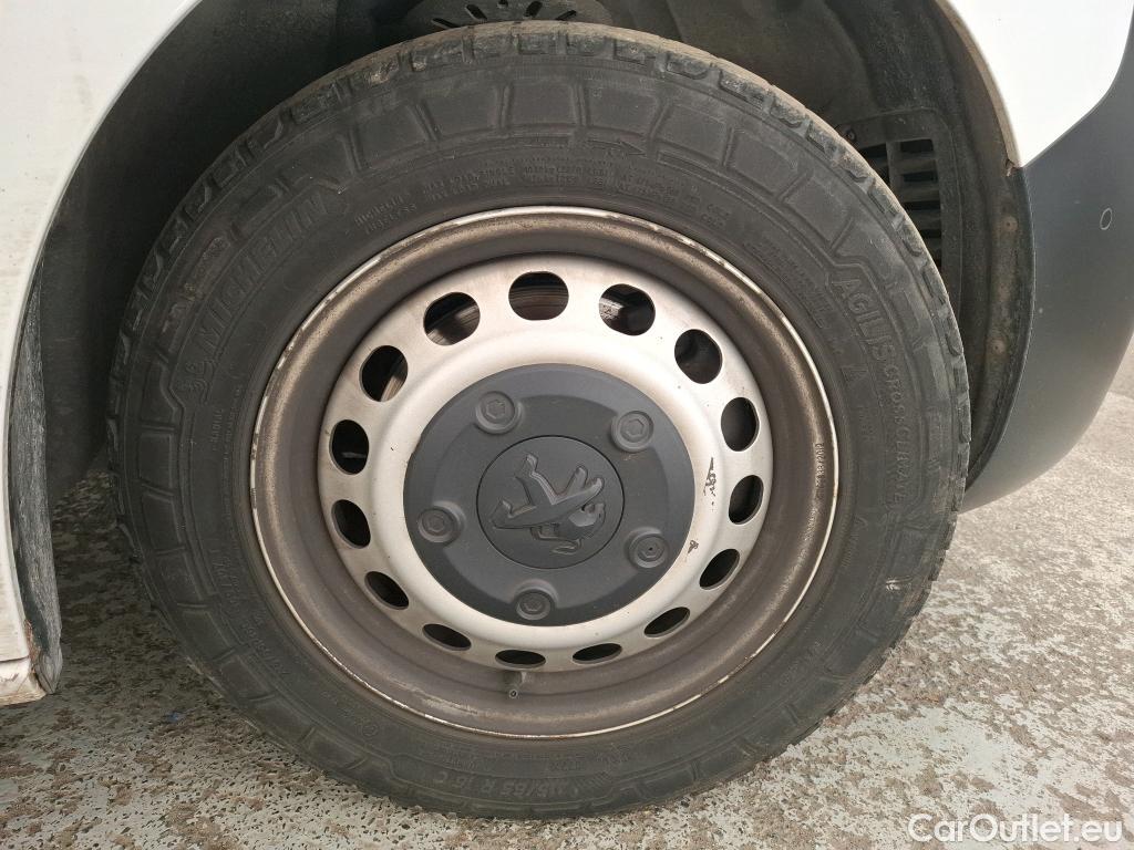  Peugeot  Expert PEUGEOT  / 2016 / 4P / Fourgon tôlé Taille XL 2.0 BHDI 145 PACK ASPH C #44