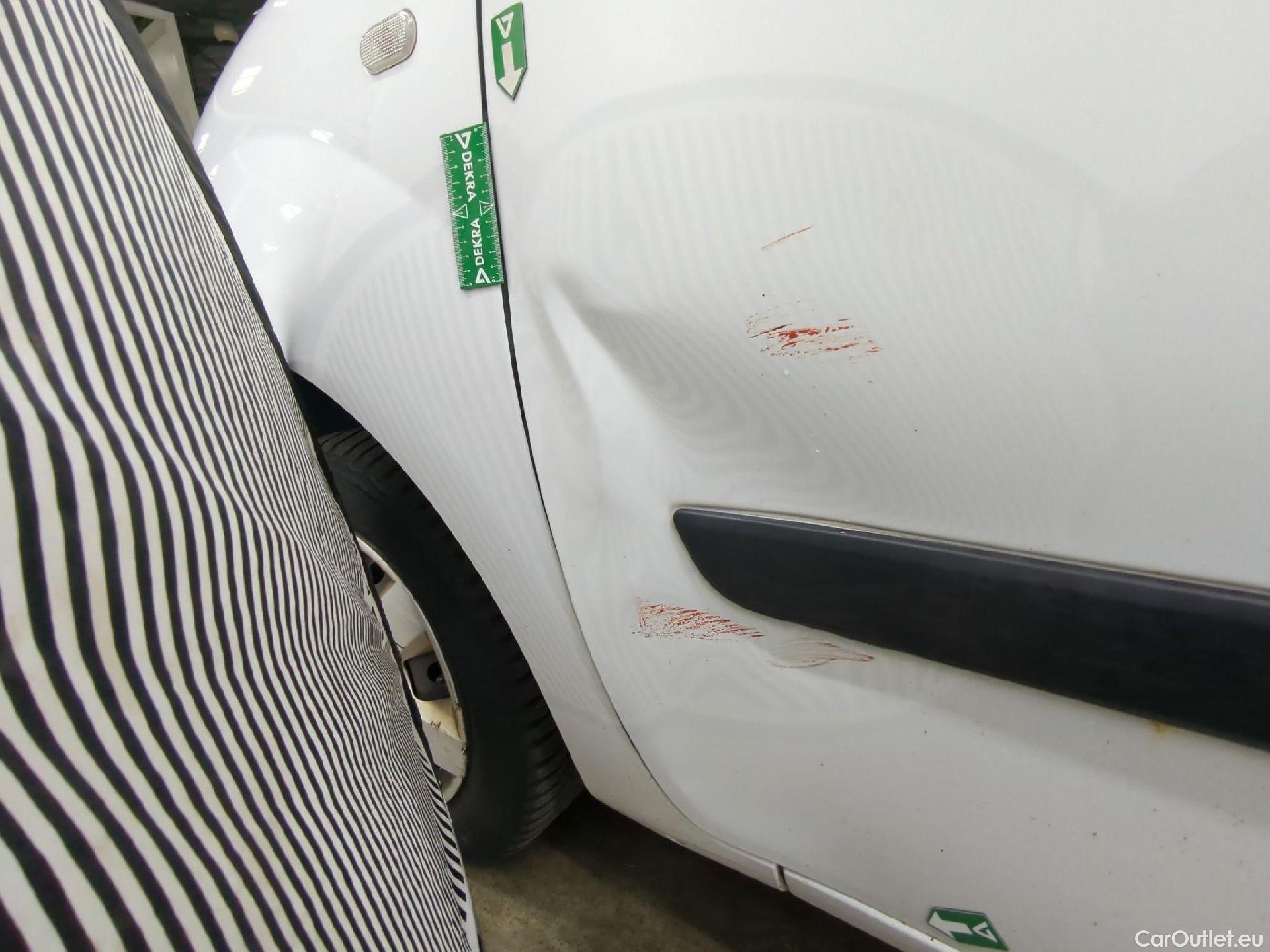  Renault  Kangoo  Express Maxi Extra (Série Spéciale) 1.5 dCi 90CV BVM5 E6 #9