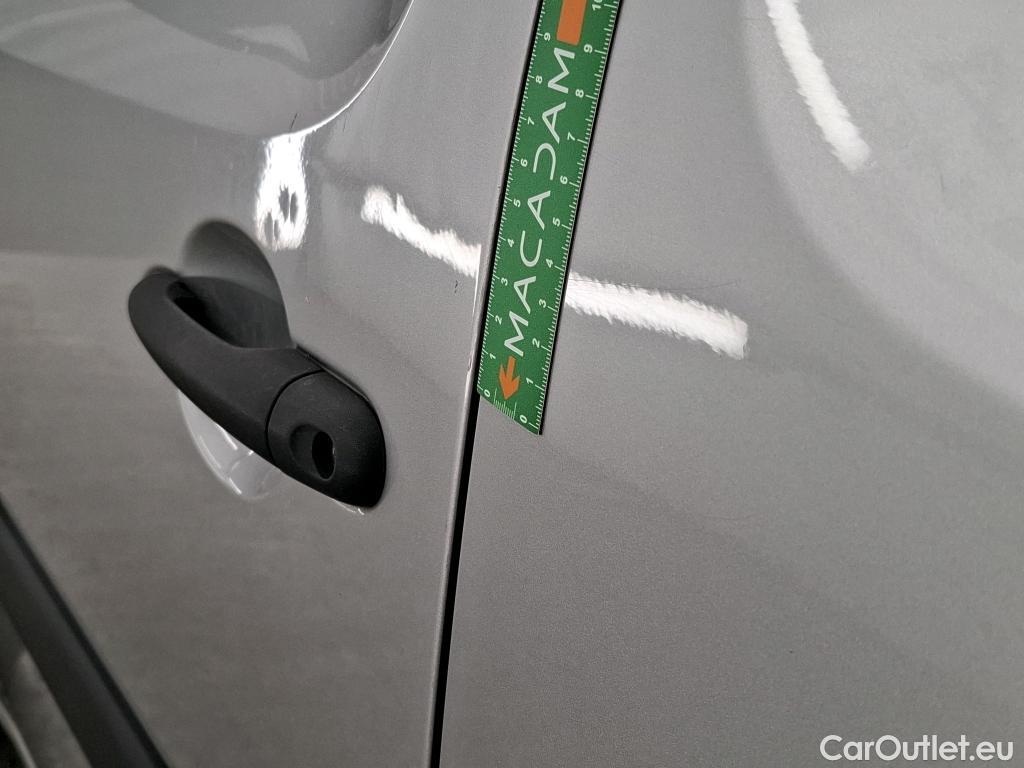  Renault  Kangoo  Express Maxi Extra (Série Spéciale) - Cab. Appr. 1.5 dCi 110CV BVM6 E6 #35