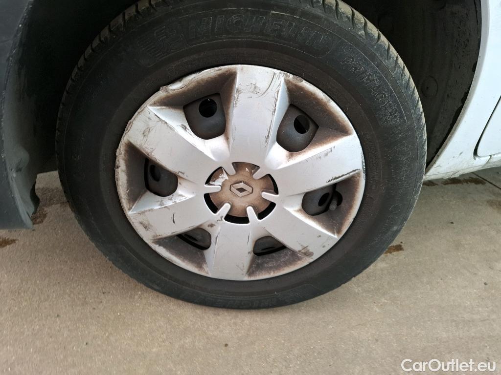  Renault  Kangoo  Express Maxi Extra (Série Spéciale) 1.5 dCi 90CV BVM5 E6 #41