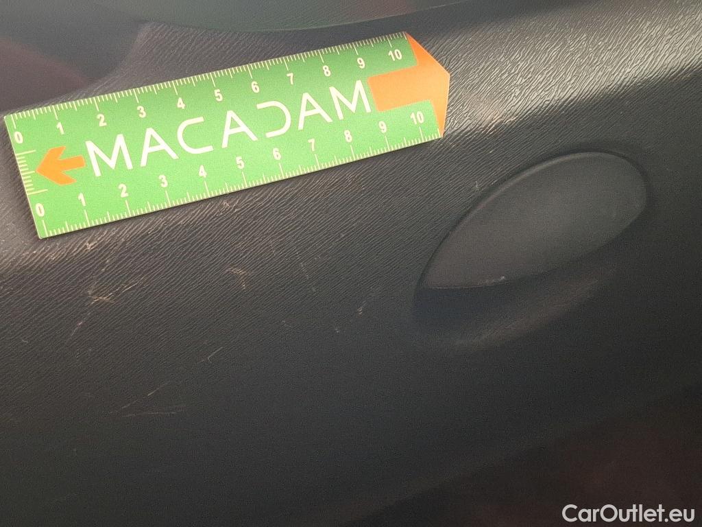  Renault  Kangoo  Express Maxi Extra (Série Spéciale) - Cab. Appr. 1.5 dCi 110CV BVM6 E6 #87