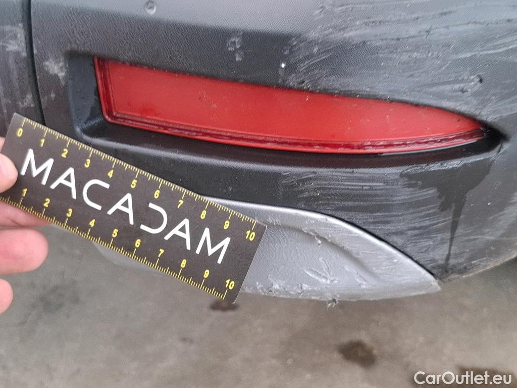  Renault  Kangoo RENAULT  / 2021 / 4P / Fourgonnette Extra - Blue dCi95 Sésame Ouvre Toi #97