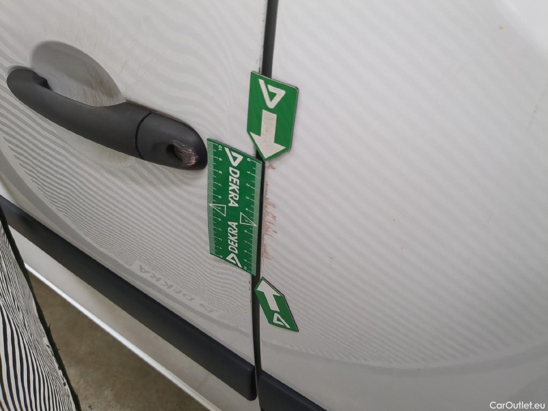  Renault  Kangoo  Express Maxi Extra (Série Spéciale) 1.5 dCi 90CV BVM5 E6 #13