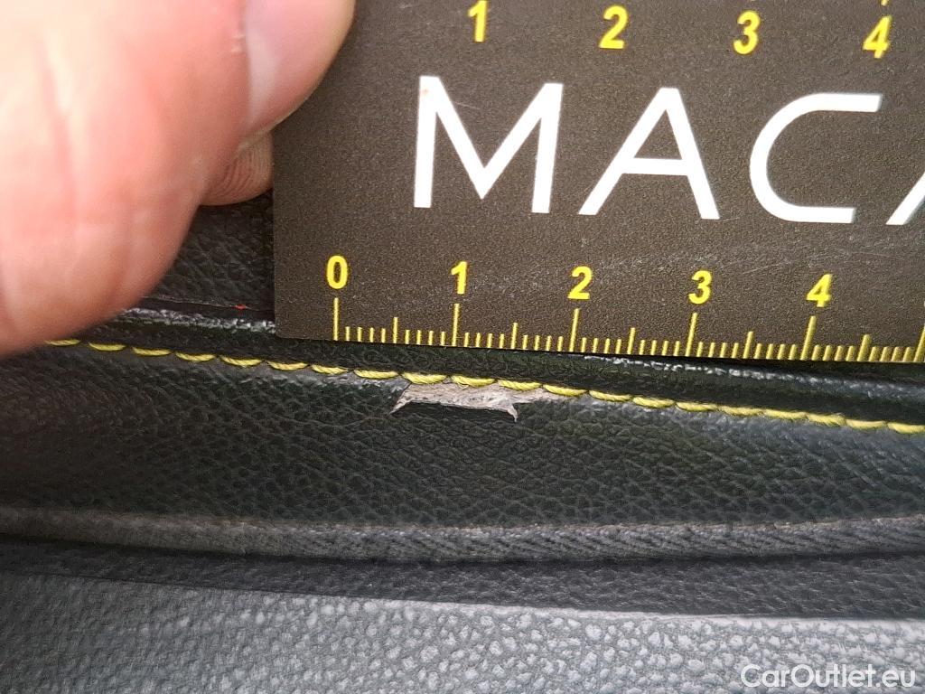  Renault  Kangoo RENAULT  / 2021 / 4P / Fourgonnette Extra - Blue dCi95 Sésame Ouvre Toi #109