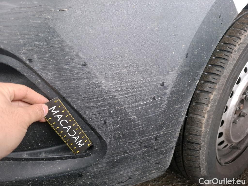  Renault  Kangoo RENAULT  / 2021 / 4P / Fourgonnette Extra - Blue dCi95 Sésame Ouvre Toi #142