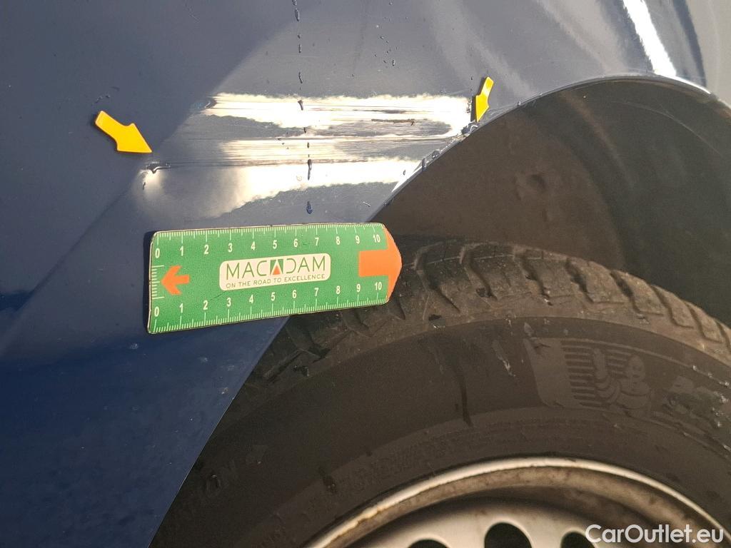  Renault  EXPRESS RENAULT  / 2021 / 4P / Fourgonnette Confort - Blue dCi 95-22 #6