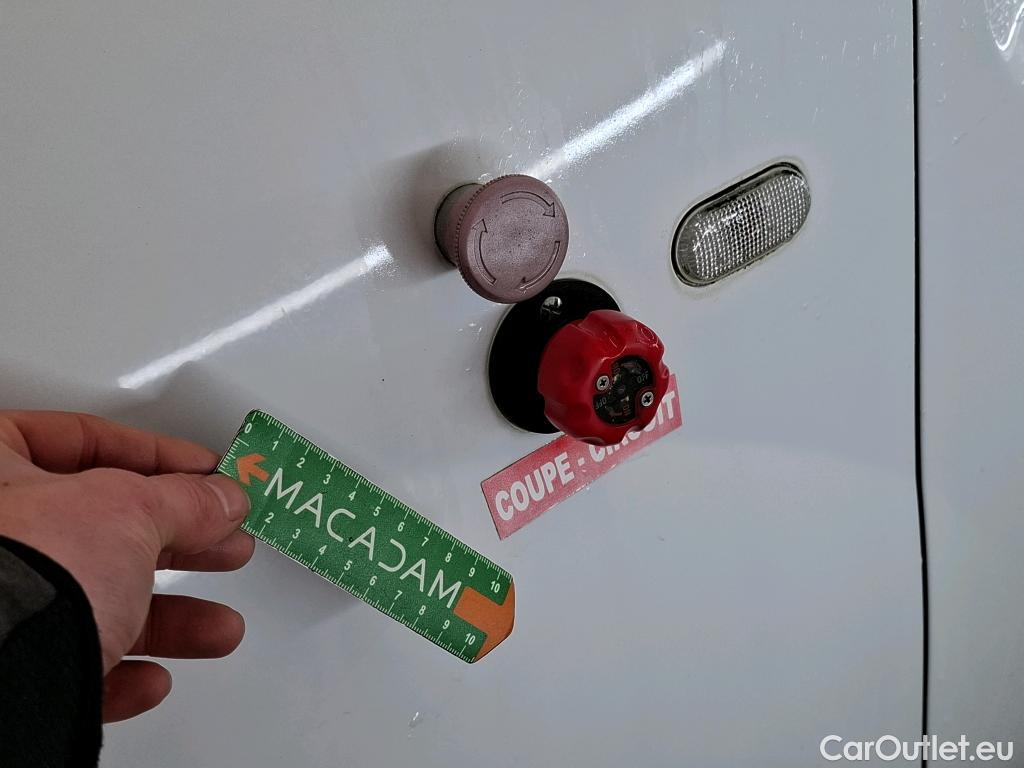  Renault  Kangoo  Express Extra (Série Spéciale) 1.5 dCi 75CV BVM5 E6 #21