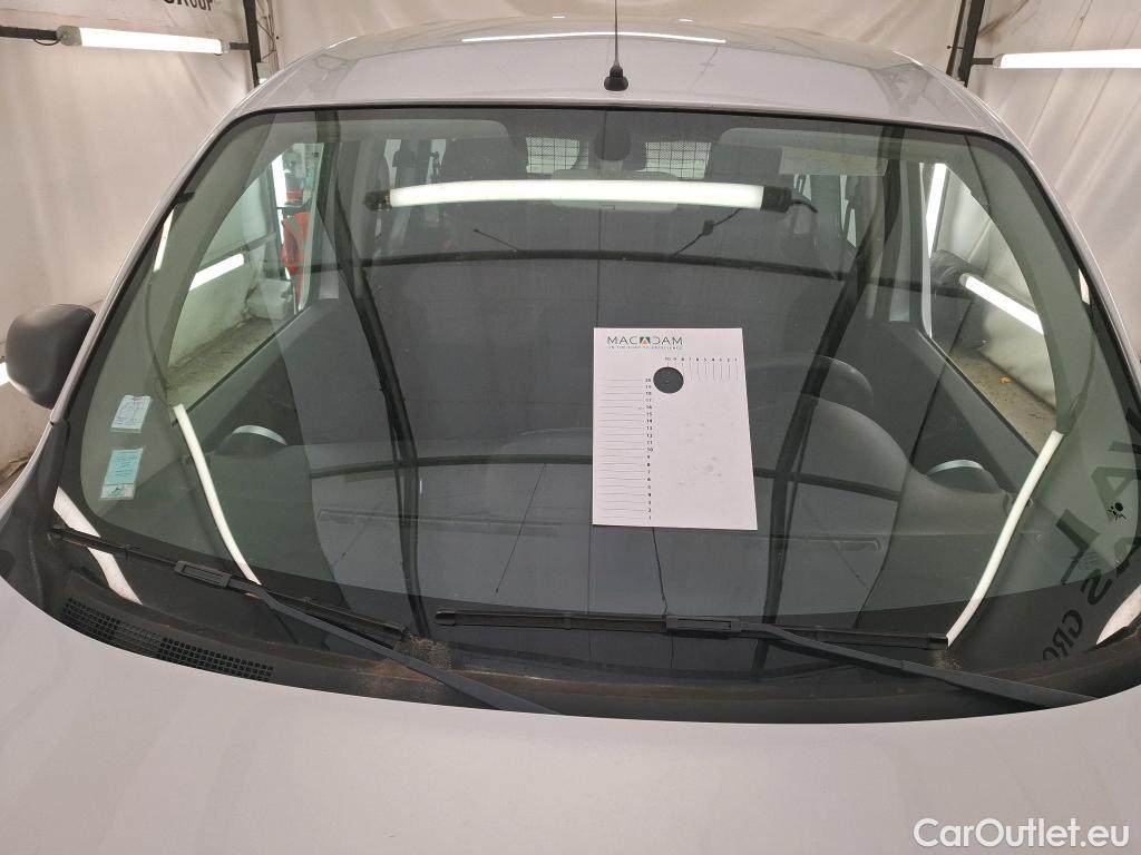  Renault  Kangoo  Express Maxi Extra (Série Spéciale) - Cab. Appr. 1.5 dCi 110CV BVM6 E6 #3